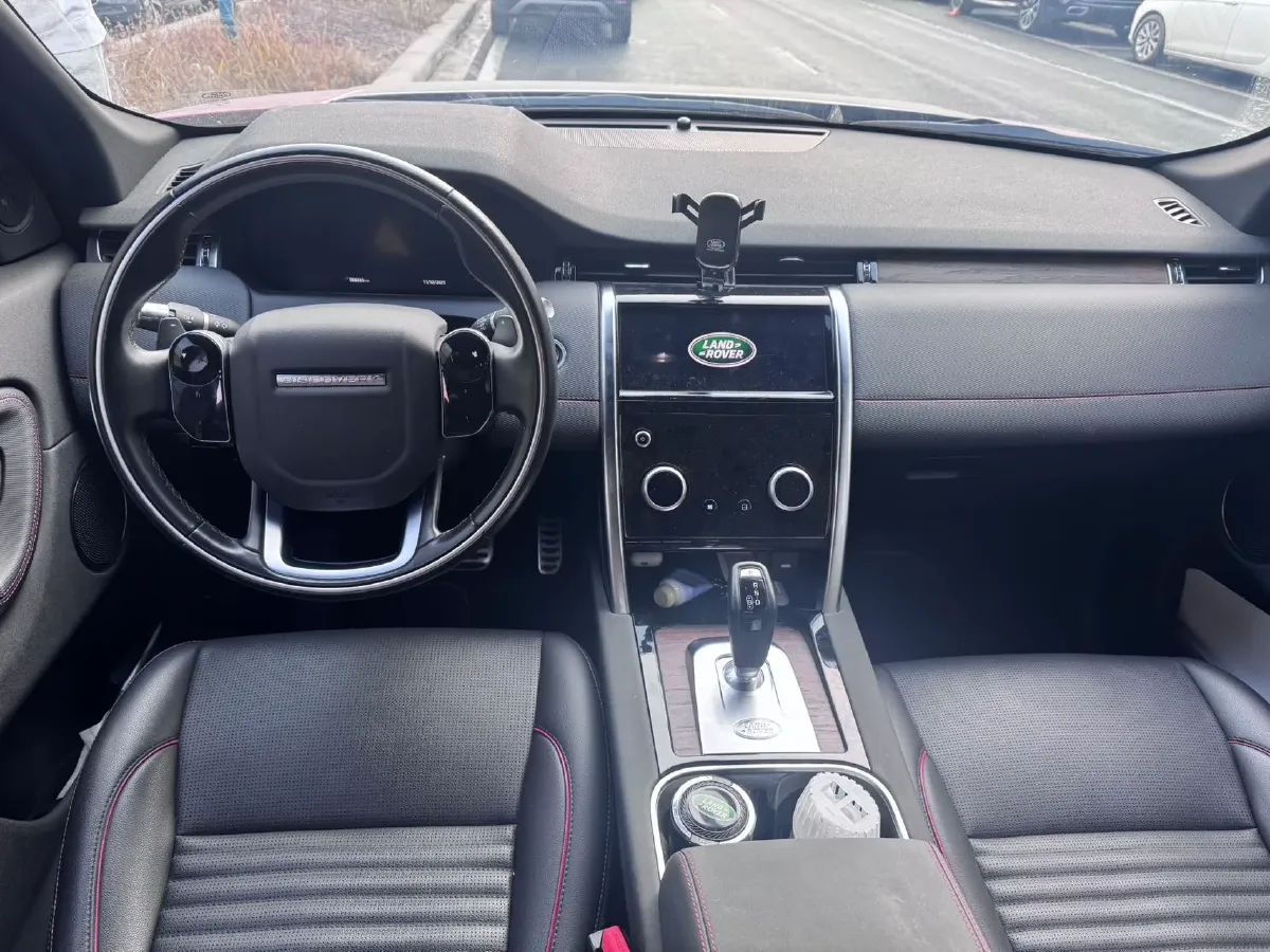 2020 Land Rover Discovery Sport 2.0T 249HP L4 9AT,autocango,china used car exporter,china ev exporter,chinese used car exporter,chinese used ev exporter