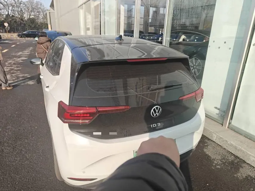 2024 Volkswagen ID.3 BEV 52.8KWH,autocango,china used car exporter,china ev exporter,chinese used car exporter,chinese used ev exporter