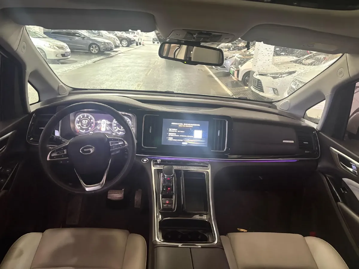 2021 GAC Trumpchi M8 2.0T 252HP L4 8AT,autocango,china used car exporter,china ev exporter,chinese used car exporter,chinese used ev exporter