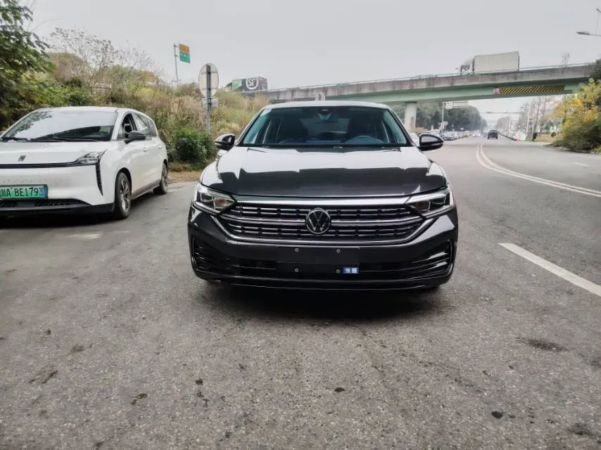 2023 Volkswagen Sagitar 1.5T 160HP L4 7DCT,autocango,china used car exporter,china ev exporter,chinese used car exporter,chinese used ev exporter