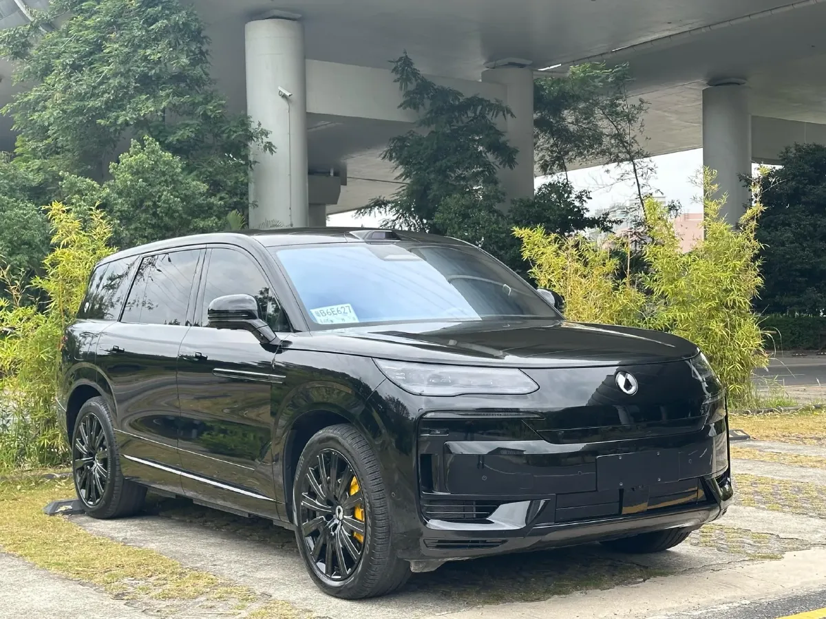 2025 Denza DenzaN9 2.0T 207HP L4 E-CVT PHEV,autocango,china used car exporter,china ev exporter,chinese used car exporter,chinese used ev exporter