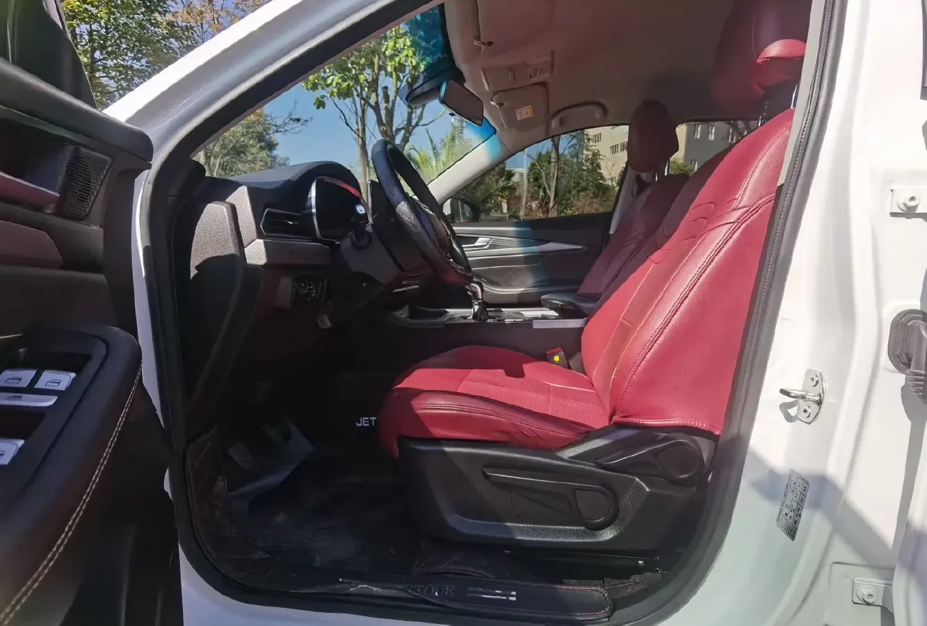 2024 Jetour X70 1.5T 156HP L4 6DCT,autocango,china used car exporter,china ev exporter,chinese used car exporter,chinese used ev exporter