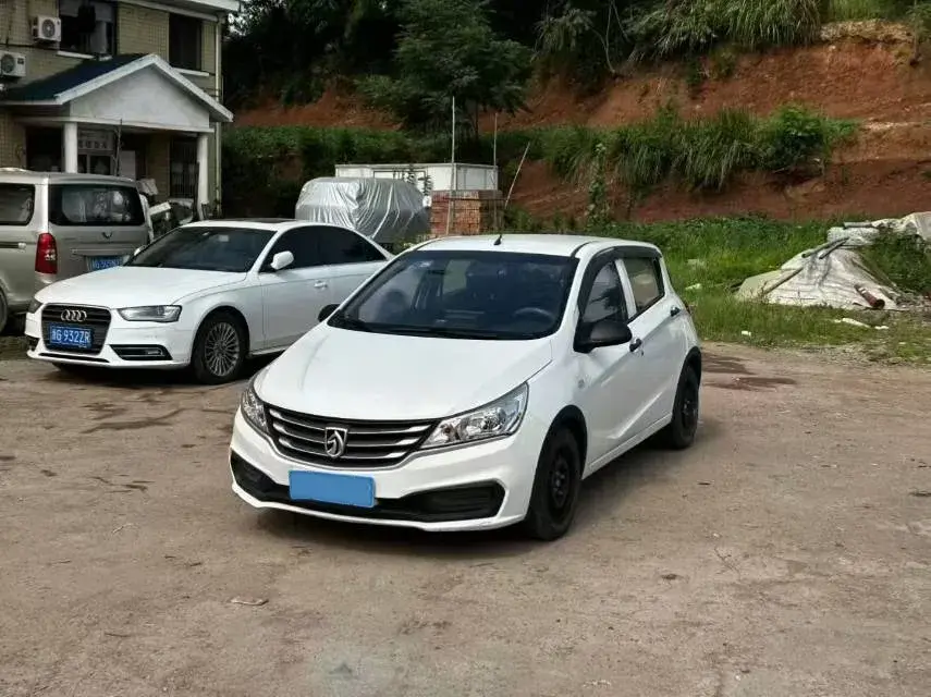 2016 BaoJun 310 1.2L 82HP L4 5MT