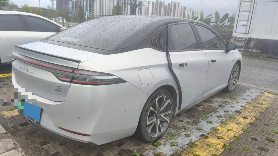 2022 ChangAn Oshan Z6 1.5T 170HP L4 6TCT PHEV 28.4KWH,autocango,china used car exporter,china ev exporter,chinese used car exporter,chinese used ev exporter