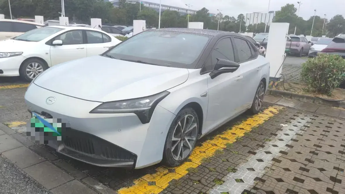 2022 ChangAn Oshan Z6 1.5T 170HP L4 6TCT PHEV 28.4KWH