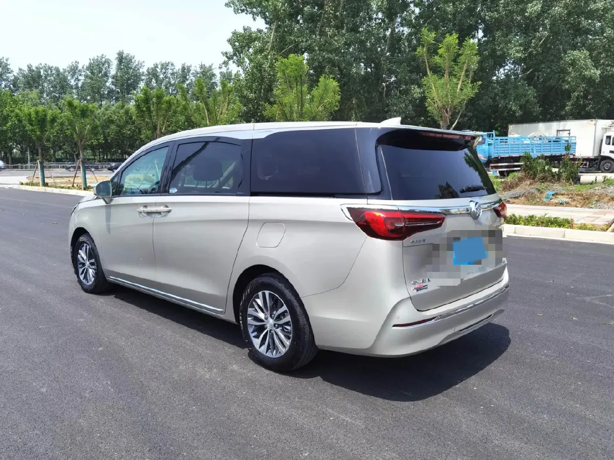 2023 Buick GL8 2.0T 237HP L4 9AT,autocango,china used car exporter,china ev exporter,chinese used car exporter,chinese used ev exporter