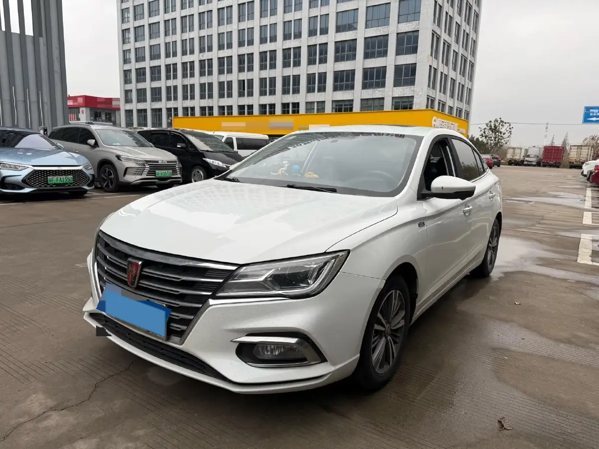 2019 Roewe i5 1.5L 120HP L4 CVT