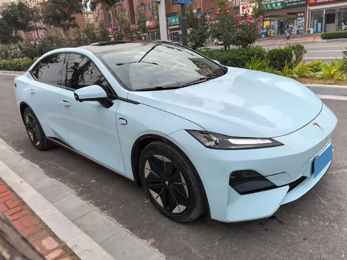 2022 DongFeng Forthing LingZhi EV BEV 68.4KWH,autocango,china used car exporter,china ev exporter,chinese used car exporter,chinese used ev exporter