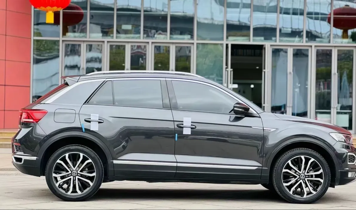 2022 Volkswagen T-Roc 1.4T 150HP L4 7DCT,autocango,china used car exporter,china ev exporter,chinese used car exporter,chinese used ev exporter