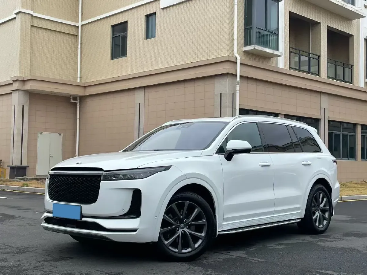 2020 Li ONE Range Extended 131HP REEV 40.5KWH,autocango,china used car exporter,china ev exporter,chinese used car exporter,chinese used ev exporter