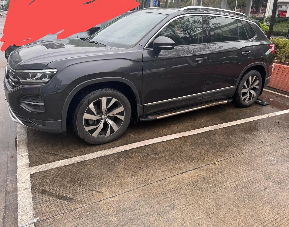 2019 Jeep Cherokee 2.0T 234HP L4 9AT,autocango,china used car exporter,china ev exporter,chinese used car exporter,chinese used ev exporter