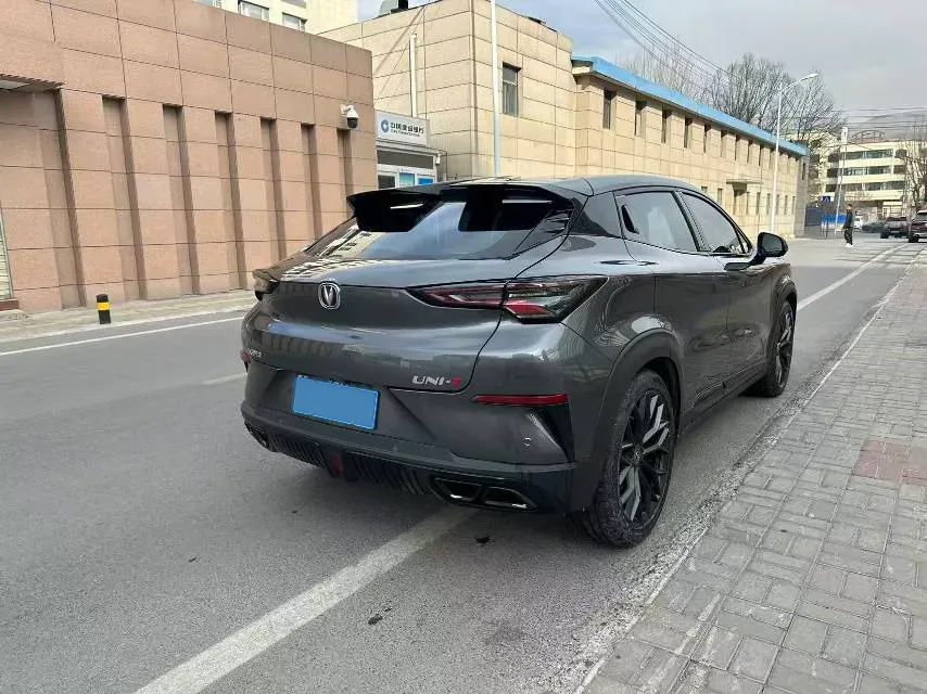 2022 ChangAn UNI-T 2.0T 233HP L4 8AT,autocango,china used car exporter,china ev exporter,chinese used car exporter,chinese used ev exporter