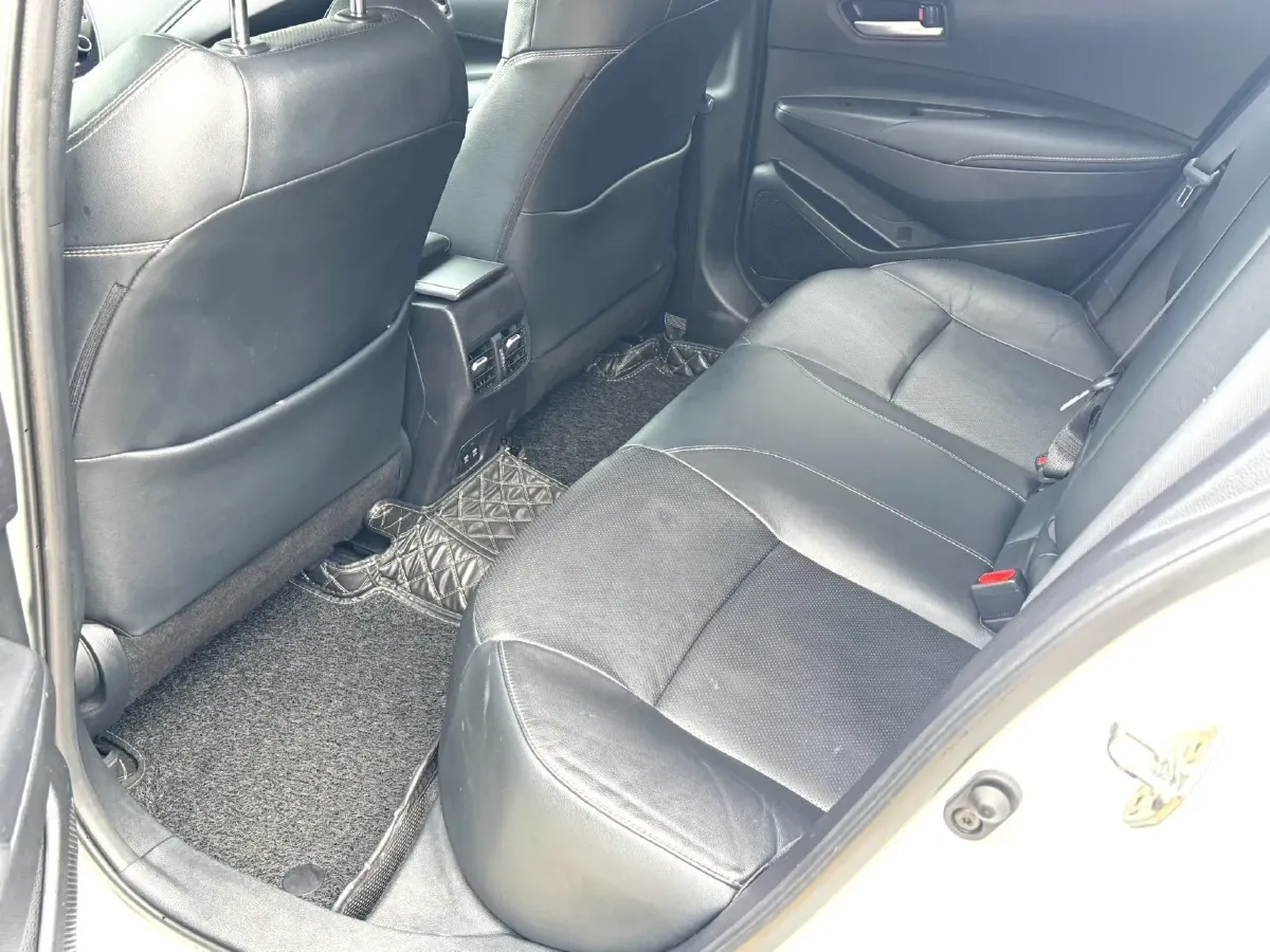 2021 Toyota Corolla 1.2T 116HP L4 CVT,autocango,china used car exporter,china ev exporter,chinese used car exporter,chinese used ev exporter