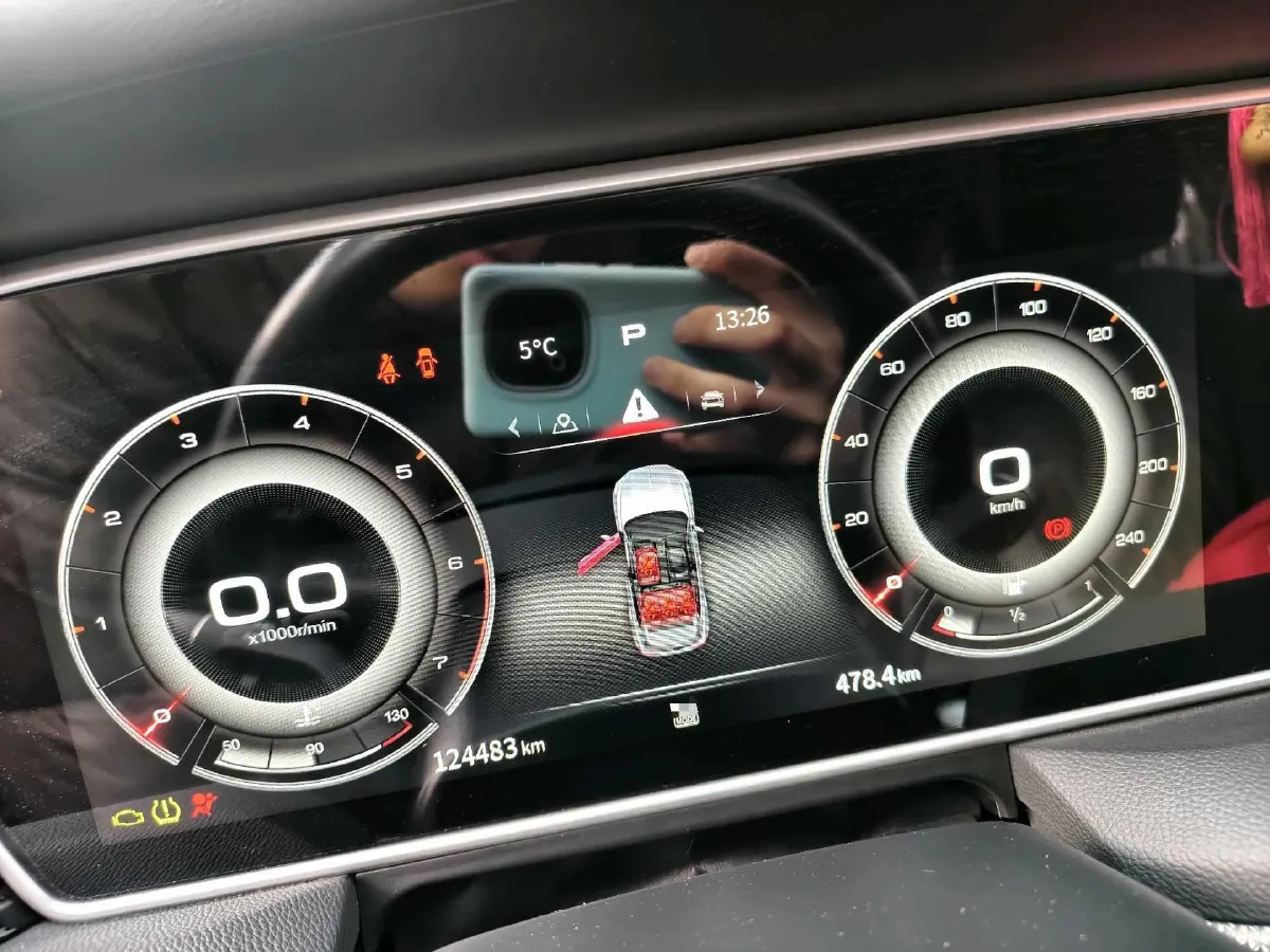 2022 HongQi HS5 2.0T 224HP L4 6AT,autocango,china used car exporter,china ev exporter,chinese used car exporter,chinese used ev exporter