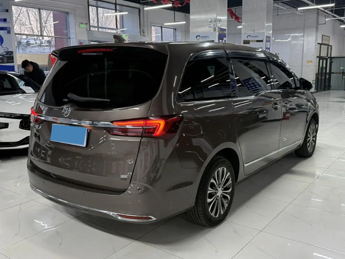 2021 Buick GL8 2.0T 237HP L4 9AT,autocango,china used car exporter,china ev exporter,chinese used car exporter,chinese used ev exporter