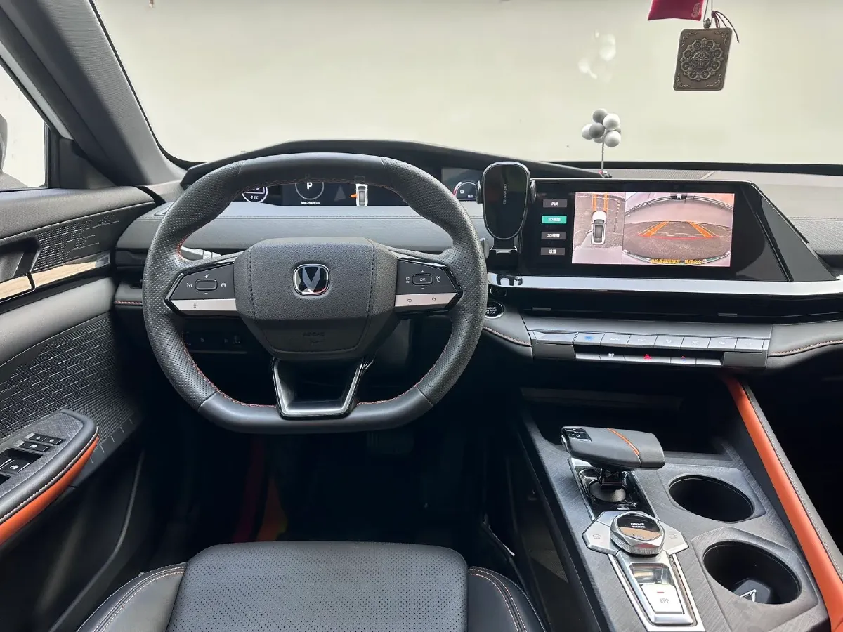 2023 ChangAn UNI-V iDD 1.5T 170HP L4 6TCT PHEV 18.4KWH,autocango,china used car exporter,china ev exporter,chinese used car exporter,chinese used ev exporter