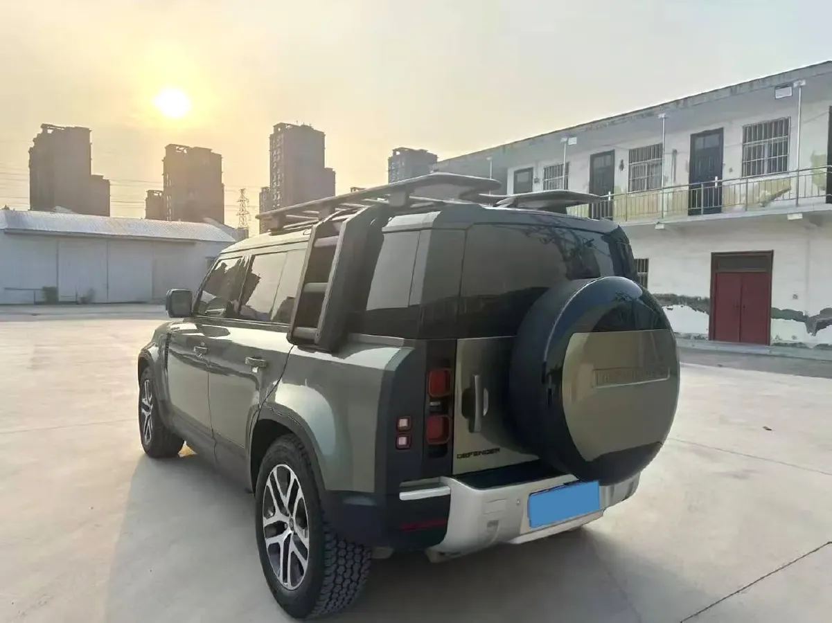 2024 Land Rover Defender 3.0T 400HP L6 8AT,autocango,china used car exporter,china ev exporter,chinese used car exporter,chinese used ev exporter