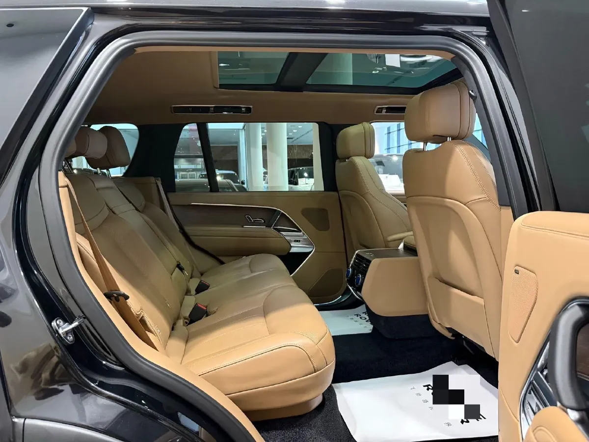 2025 Land Rover Range Rover 3.0T 400HP L6 8AT,autocango,china used car exporter,china ev exporter,chinese used car exporter,chinese used ev exporter