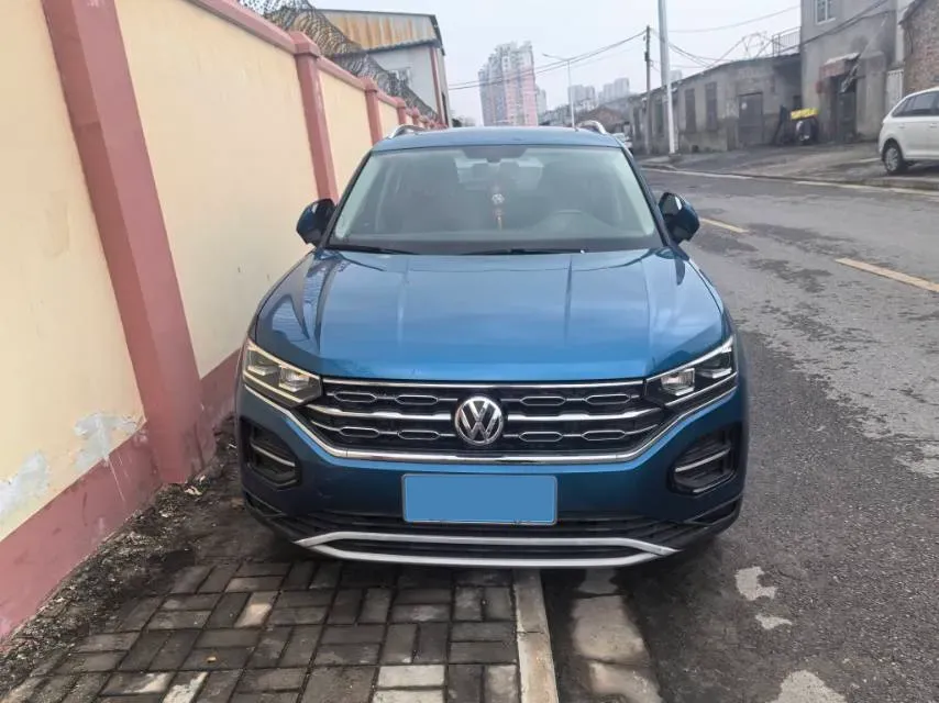 2019 Jeep Cherokee 2.0T 234HP L4 9AT,autocango,china used car exporter,china ev exporter,chinese used car exporter,chinese used ev exporter