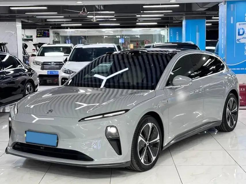 2023 NIO ET5T BEV 75KWH