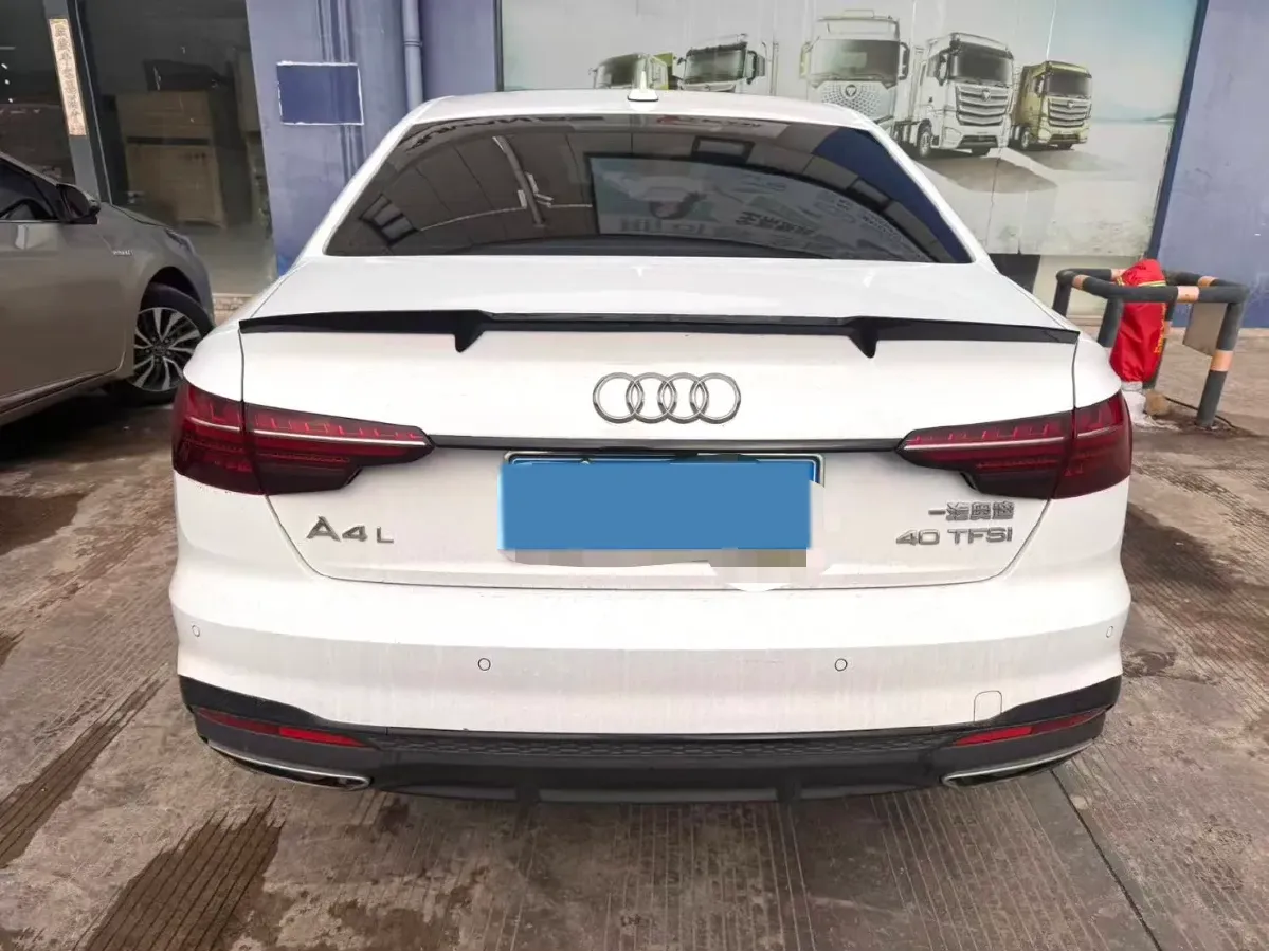 2023 Audi A4L 2.0T 190HP L4 7DCT,autocango,china used car exporter,china ev exporter,chinese used car exporter,chinese used ev exporter