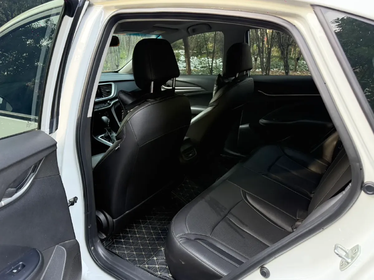 2021 Buick Excelle 1.5L 113HP L4 6AT,autocango,china used car exporter,china ev exporter,chinese used car exporter,chinese used ev exporter