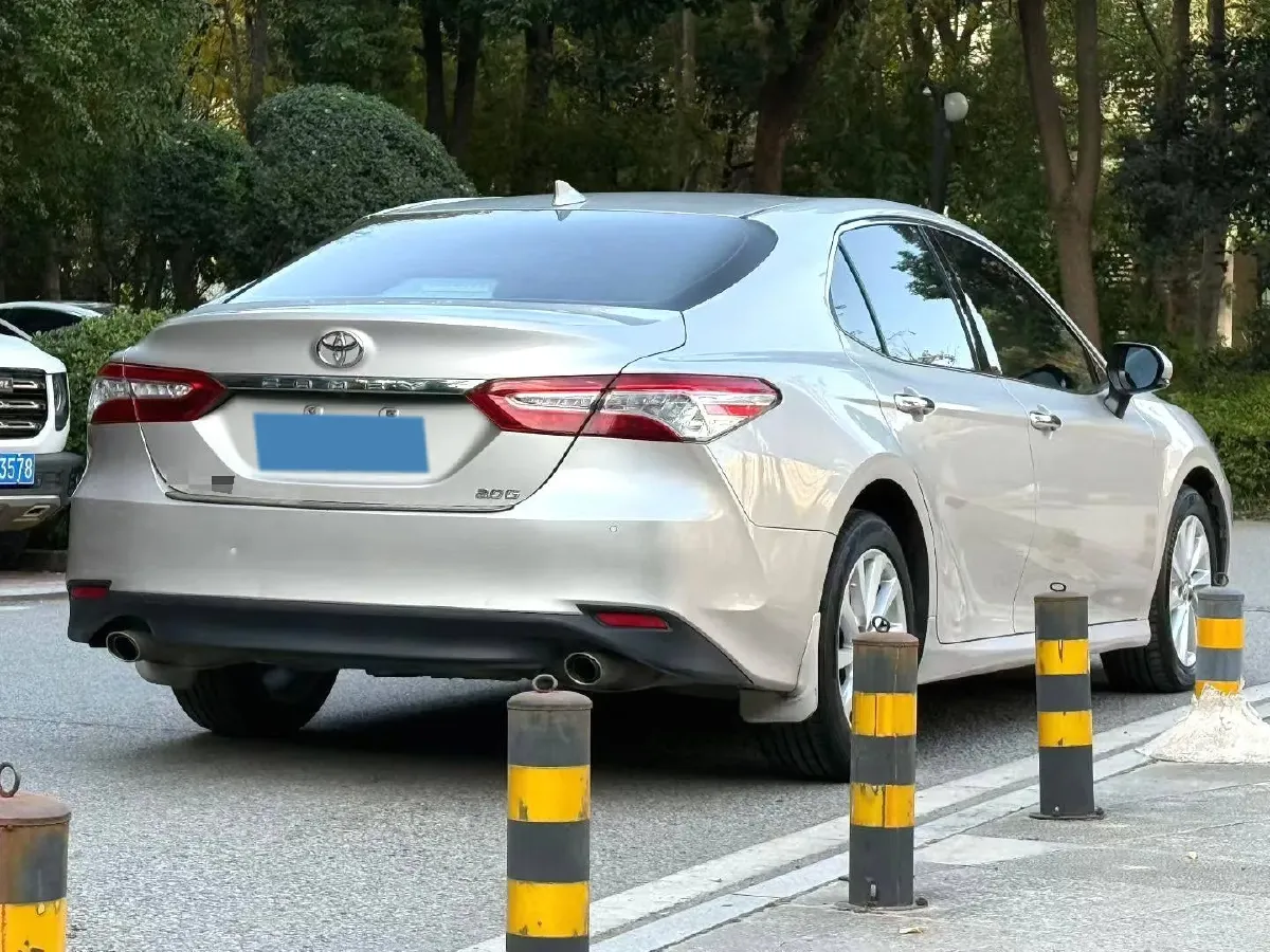 2021 Toyota Camry 2.0L 178HP L4 CVT,autocango,china used car exporter,china ev exporter,chinese used car exporter,chinese used ev exporter