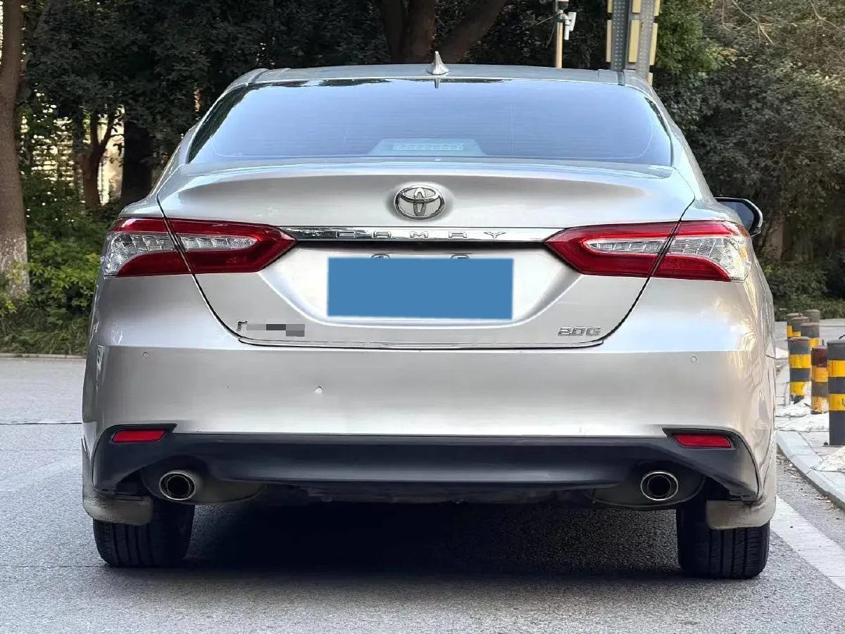 2021 Toyota Camry 2.0L 178HP L4 CVT,autocango,china used car exporter,china ev exporter,chinese used car exporter,chinese used ev exporter