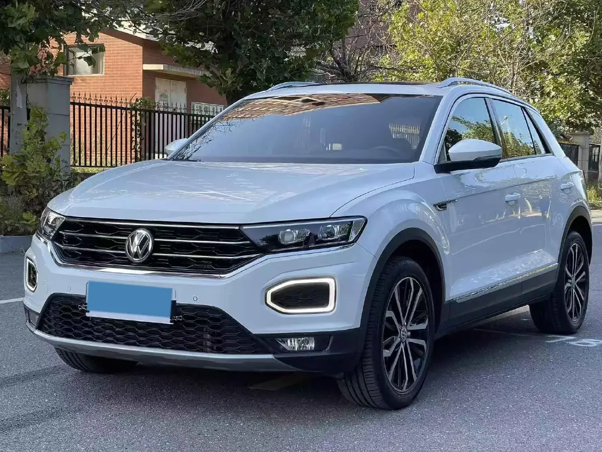 2019 Volkswagen T-Roc 1.4T 150HP L4 7DCT