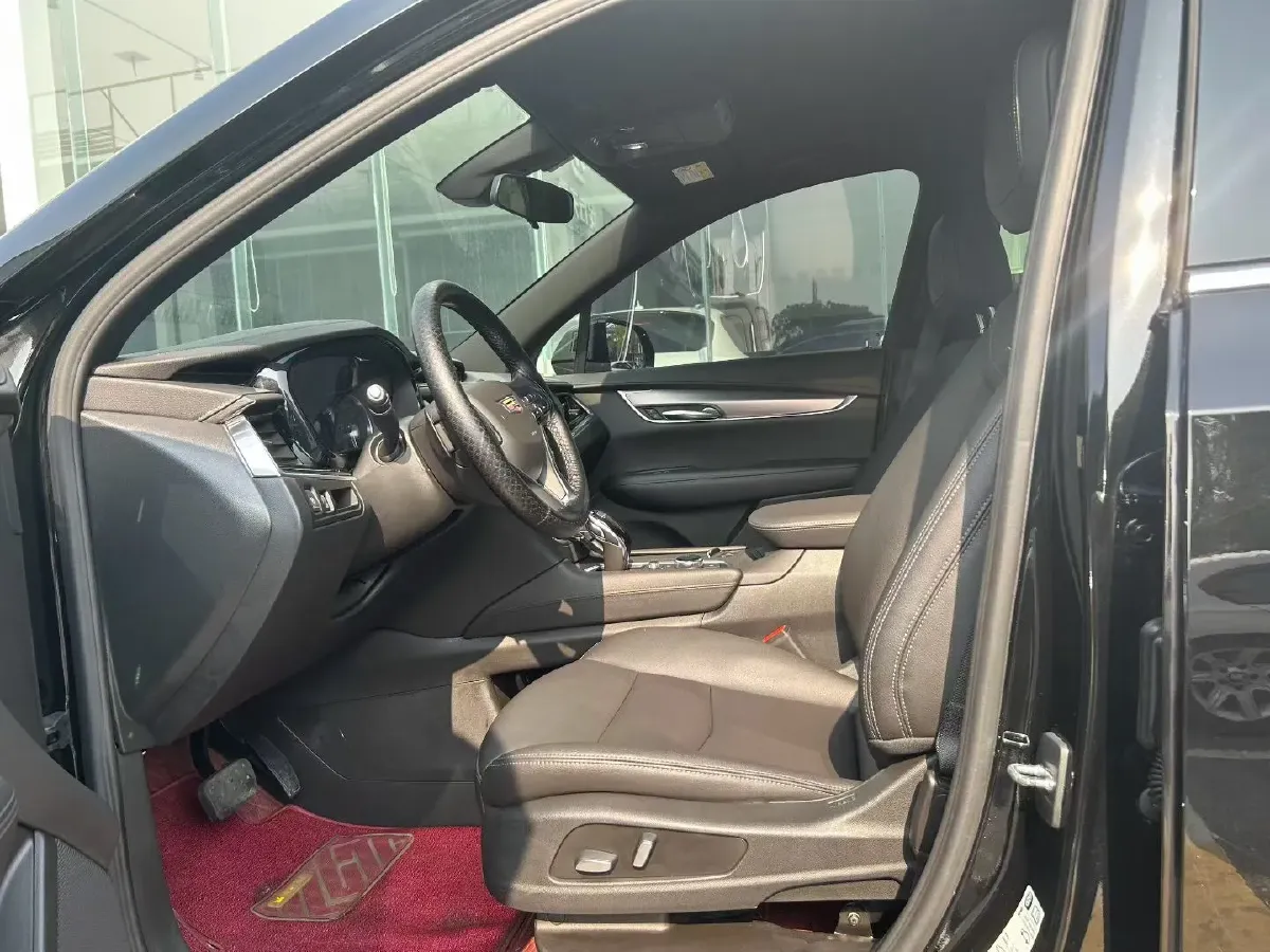 2021 Cadillac XT6 2.0T 237HP L4 9AT,autocango,china used car exporter,china ev exporter,chinese used car exporter,chinese used ev exporter