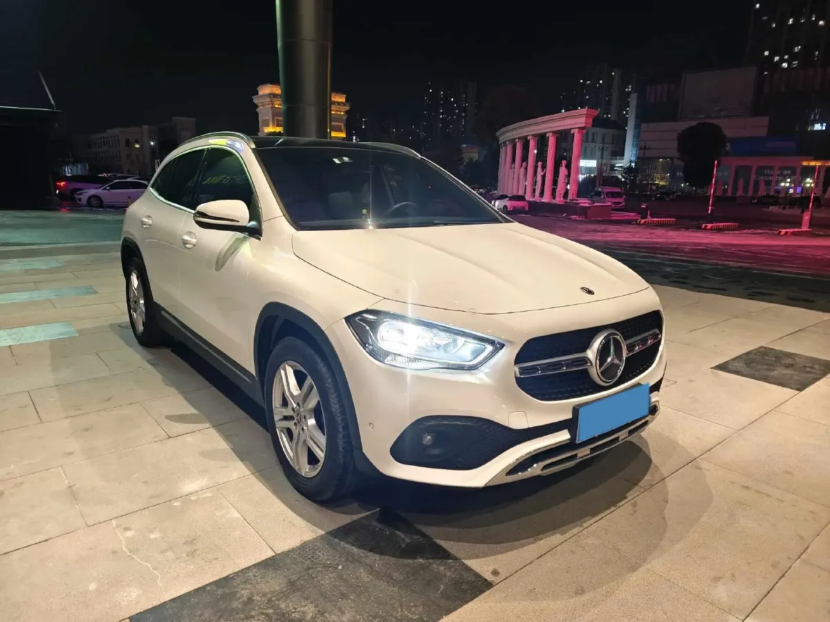 2020 Mercedes-Benz GLA Class 1.3T 136HP L4 7DCT,autocango,china used car exporter,china ev exporter,chinese used car exporter,chinese used ev exporter