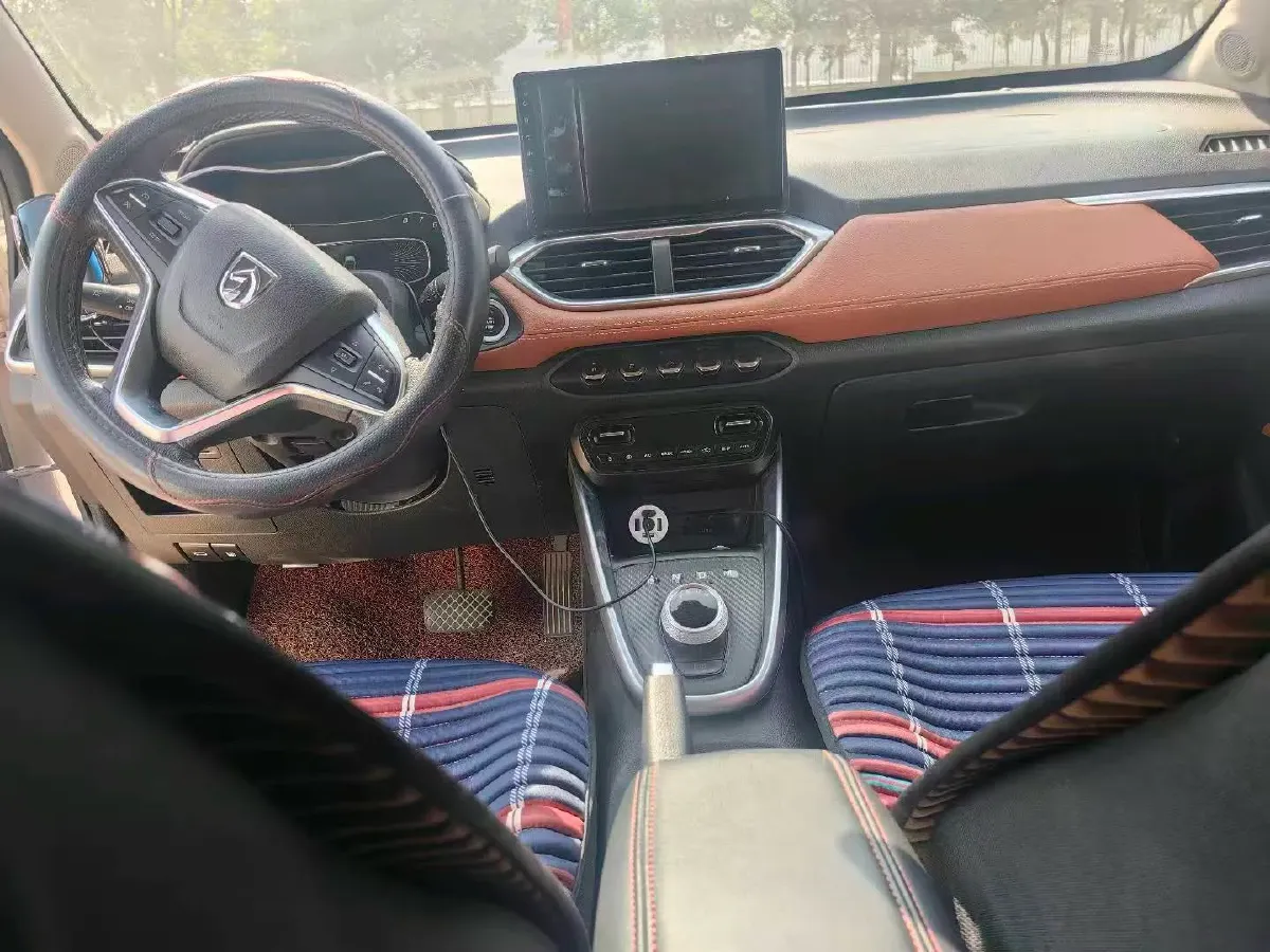 2019 BaoJun 510 1.5L 105HP L4 6MT,autocango,china used car exporter,china ev exporter,chinese used car exporter,chinese used ev exporter