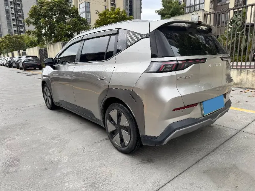 2022 Geely Okavango 1.8T 184HP L4 7DCT,autocango,china used car exporter,china ev exporter,chinese used car exporter,chinese used ev exporter