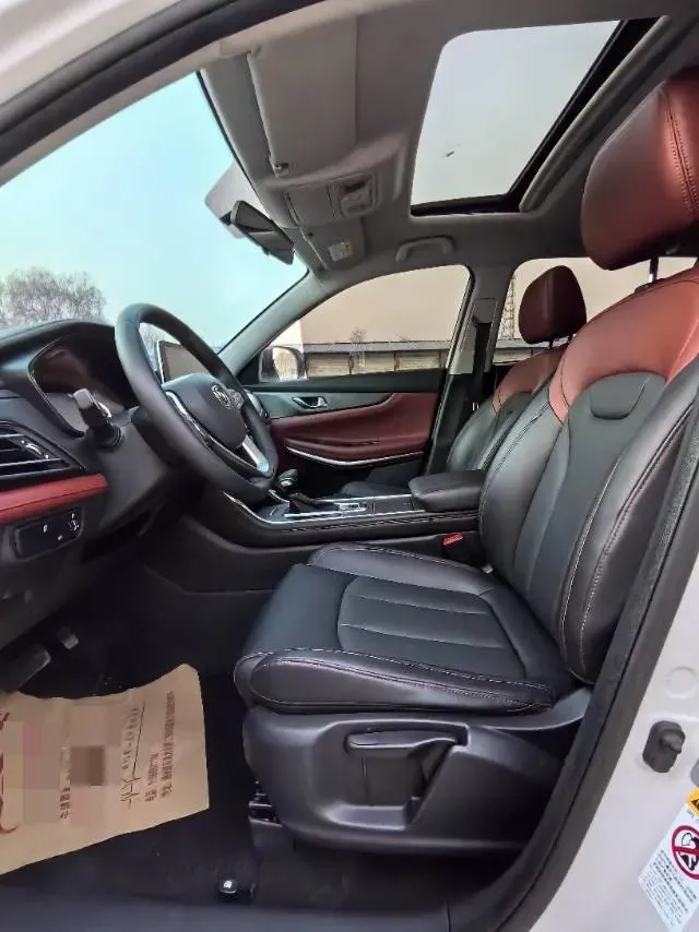 2022 ChangAn CS75 1.5T 180HP L4 7DCT,autocango,china used car exporter,china ev exporter,chinese used car exporter,chinese used ev exporter