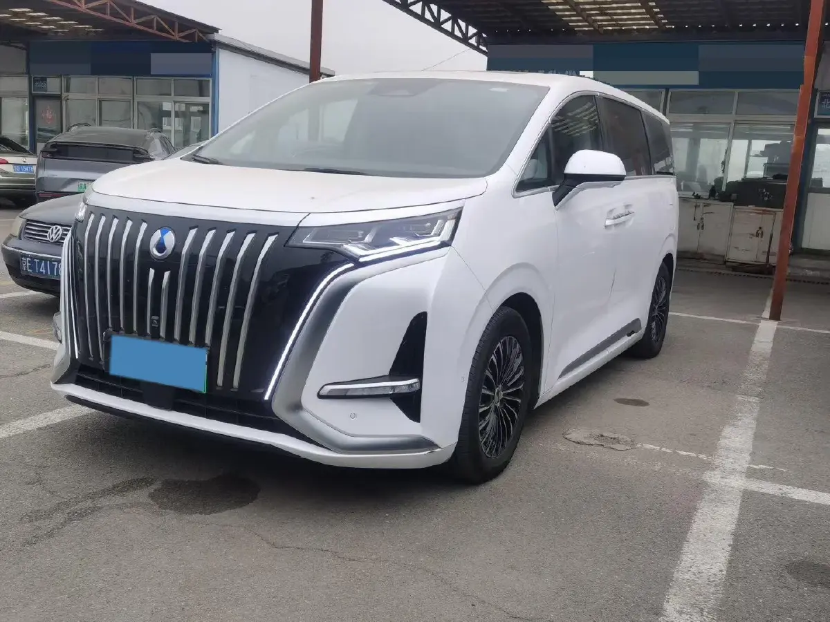 2022 HongQi HS7 3.0T 337HP V6 8AT 2022 HongQi HS7 3.0T 337HP V6 8AT