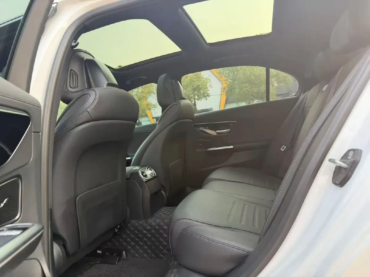 2023 Mercedes-Benz C Class 1.5T 204HP L4 9AT,autocango,china used car exporter,china ev exporter,chinese used car exporter,chinese used ev exporter