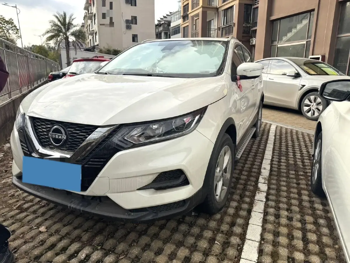 2023 Nissan Qashqai 2.0L 151HP L4 CVT