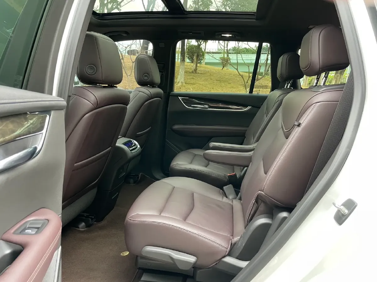 2020 Cadillac XT6 2.0T 237HP L4 9AT,autocango,china used car exporter,china ev exporter,chinese used car exporter,chinese used ev exporter