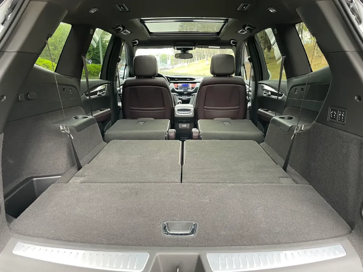 2020 Cadillac XT6 2.0T 237HP L4 9AT,autocango,china used car exporter,china ev exporter,chinese used car exporter,chinese used ev exporter