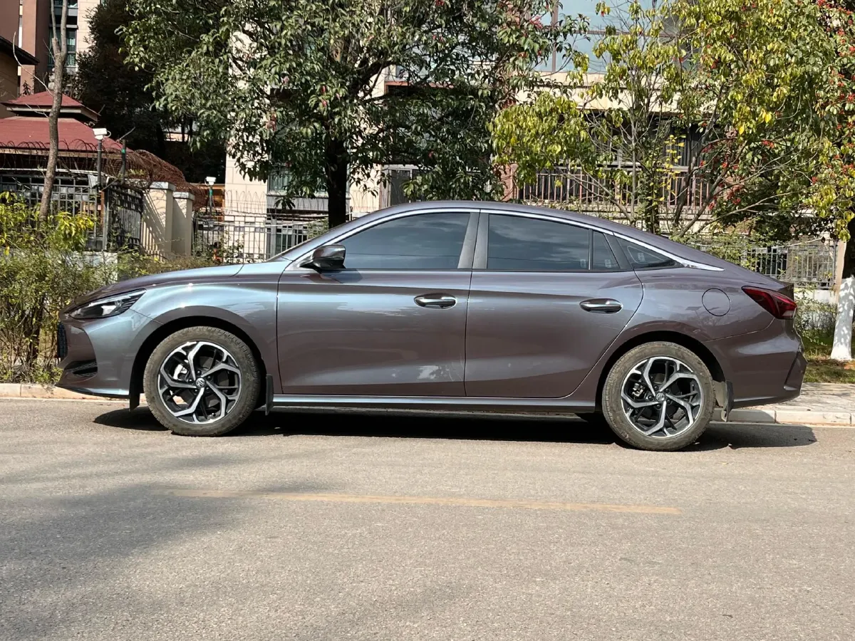 2023 MG 5 1.5L 129HP L4 CVT,autocango,china used car exporter,china ev exporter,chinese used car exporter,chinese used ev exporter