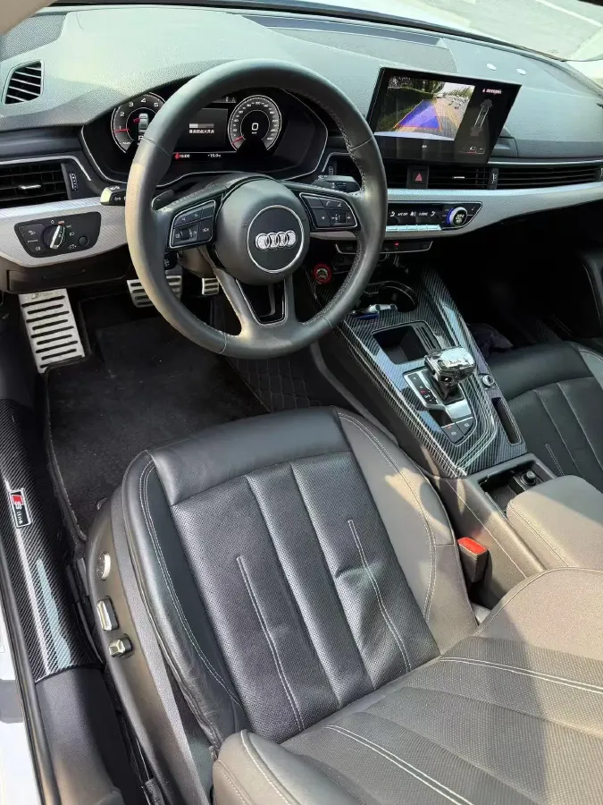 2020 Audi A4L 2.0T 190HP L4 7DCT,autocango,china used car exporter,china ev exporter,chinese used car exporter,chinese used ev exporter