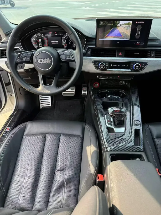 2020 Audi A4L 2.0T 190HP L4 7DCT,autocango,china used car exporter,china ev exporter,chinese used car exporter,chinese used ev exporter