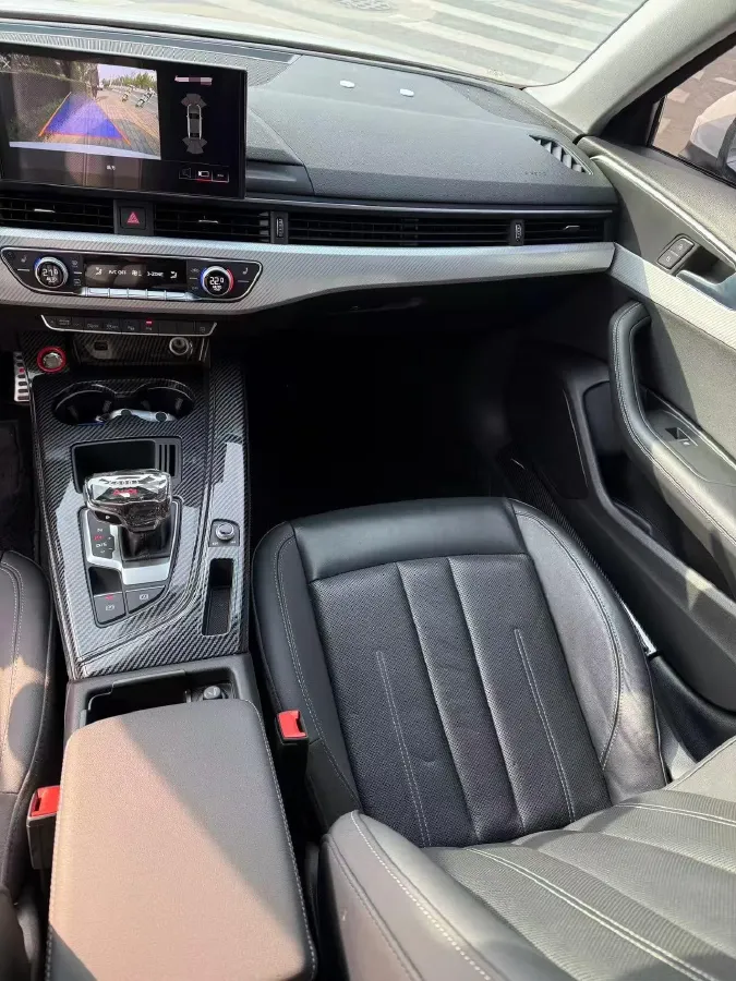 2020 Audi A4L 2.0T 190HP L4 7DCT,autocango,china used car exporter,china ev exporter,chinese used car exporter,chinese used ev exporter