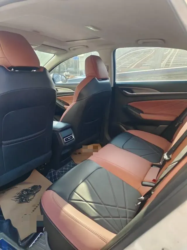 2021 ChangAn Eado 1.4T 160HP L4 7DCT,autocango,china used car exporter,china ev exporter,chinese used car exporter,chinese used ev exporter