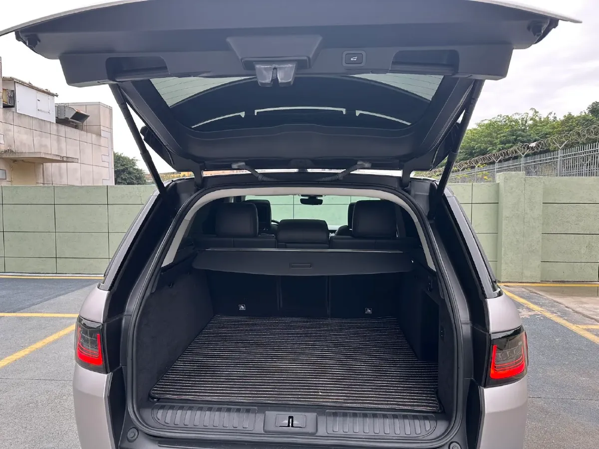 2018 Land Rover Range Rover Sport 3.0T 340HP V6 8AT,autocango,china used car exporter,china ev exporter,chinese used car exporter,chinese used ev exporter