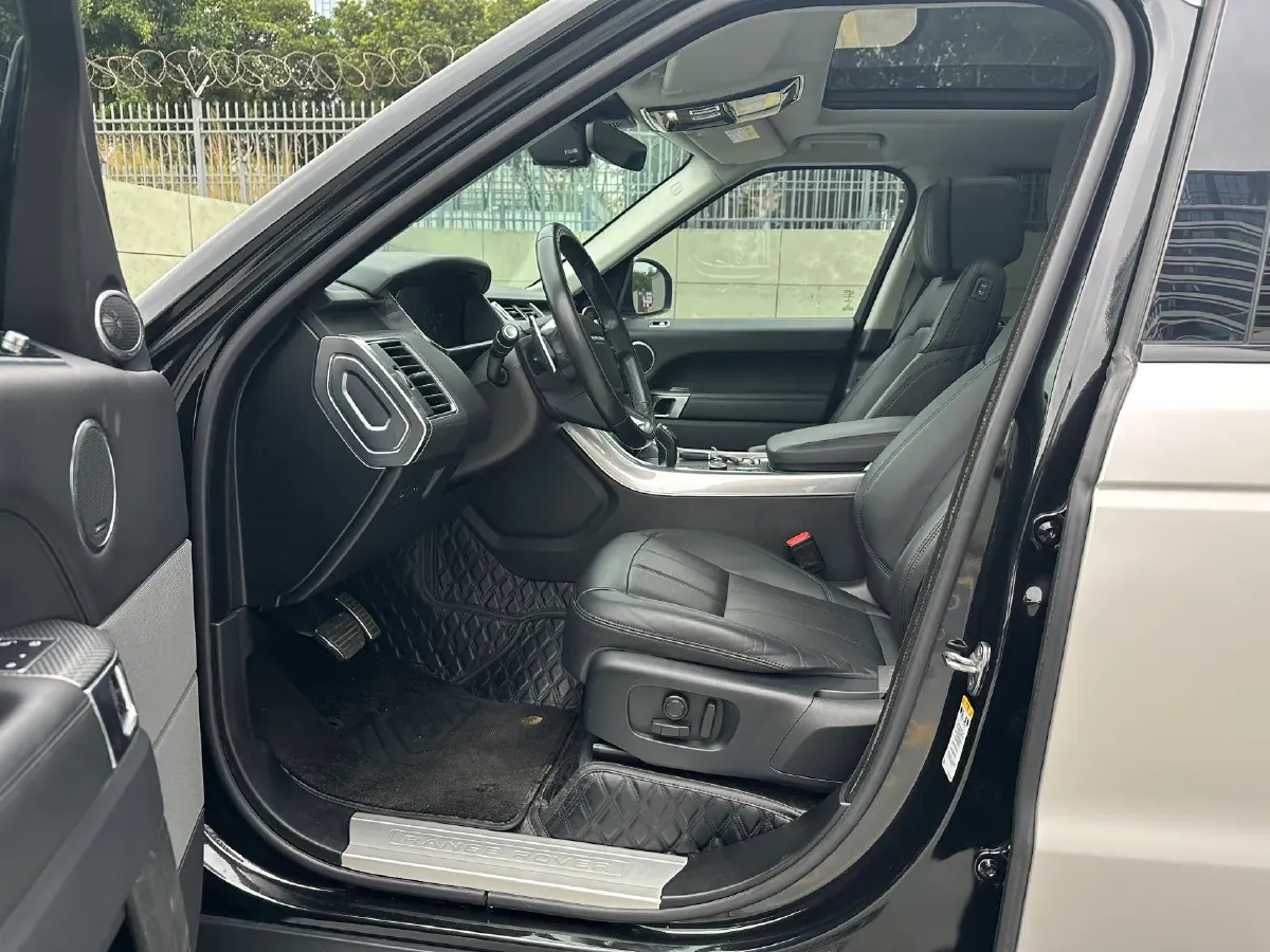 2018 Land Rover Range Rover Sport 3.0T 340HP V6 8AT,autocango,china used car exporter,china ev exporter,chinese used car exporter,chinese used ev exporter