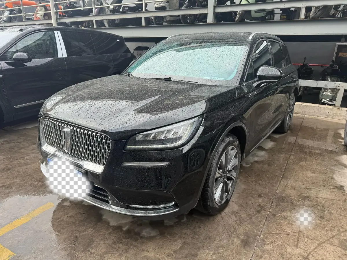 2022 Lincoln Corsair 2.0T 245HP L4 8AT 2022 Lincoln Corsair 2.0T 245HP L4 8AT