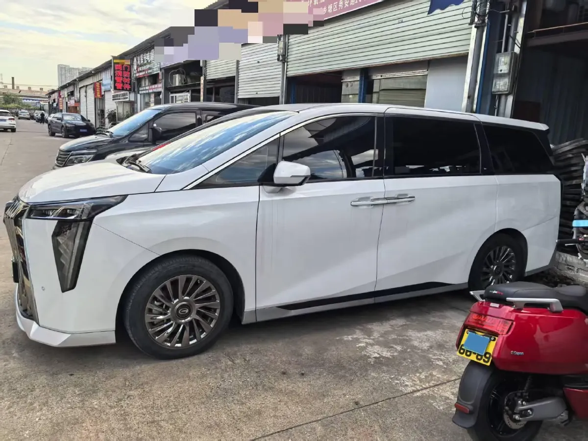 2023 GAC Trumpchi M8 2.0T 190HP L4 E-CVT Hybrid,autocango,china used car exporter,china ev exporter,chinese used car exporter,chinese used ev exporter