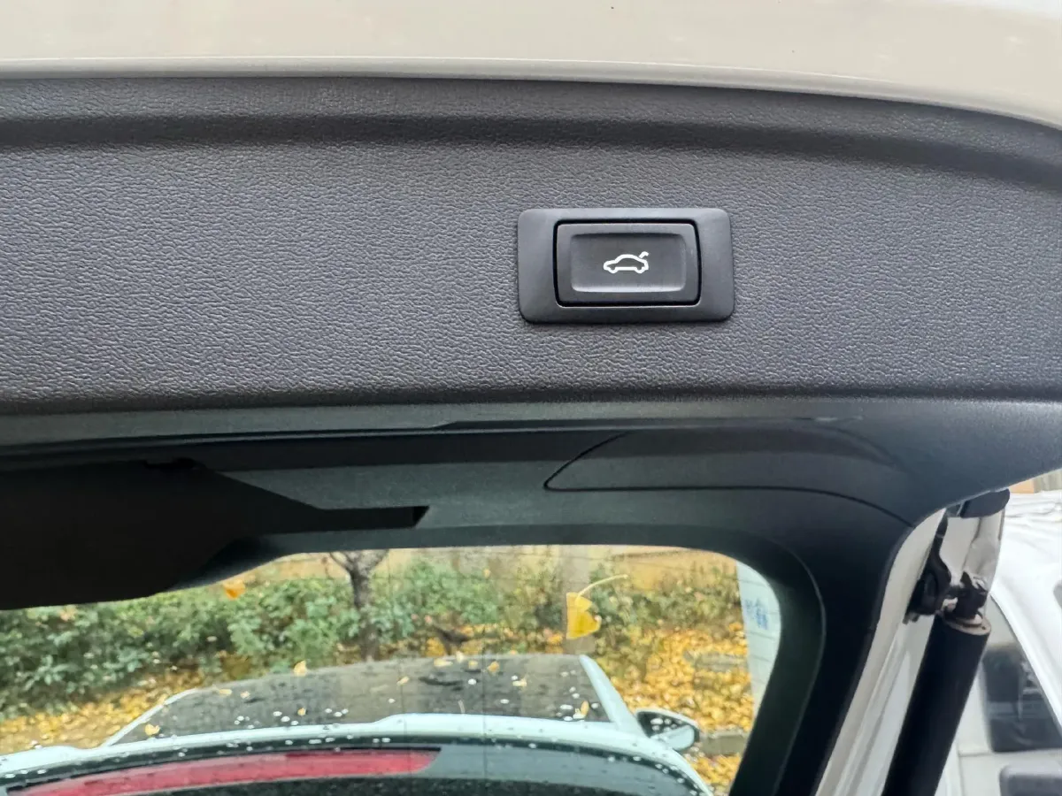 2024 Audi A3 1.4T 150HP L4 7DCT,autocango,china used car exporter,china ev exporter,chinese used car exporter,chinese used ev exporter