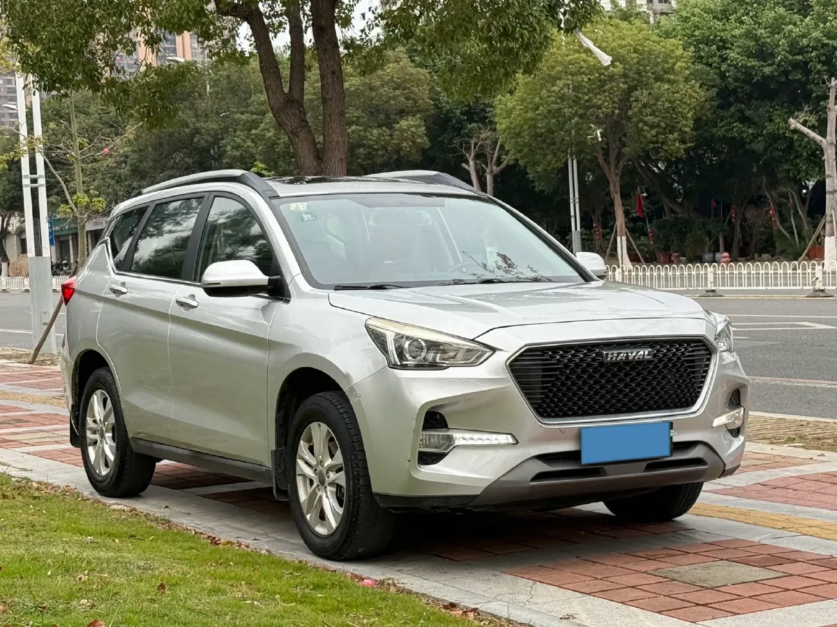 2018 Haval M6 1.5T 150HP L4 7DCT,autocango,china used car exporter,china ev exporter,chinese used car exporter,chinese used ev exporter